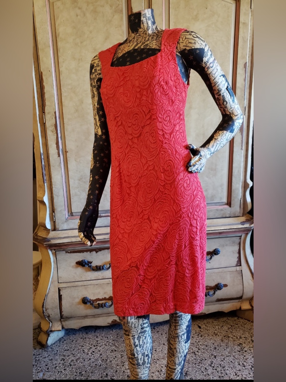 Cache Red Sleeveless Lace Midi Dress